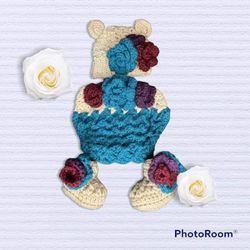 Crochet Newborn Set. 