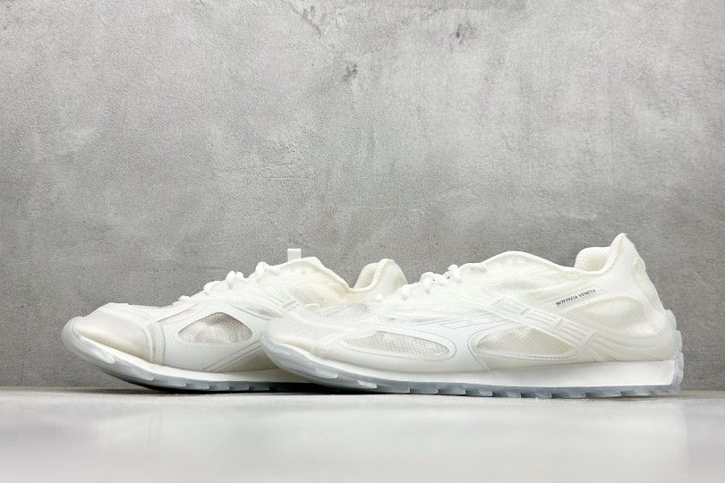 B.OTTEGA V.ENETA Orbit Runner