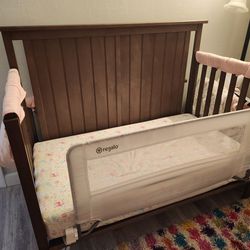 Child Craft Baby/toddler Crib