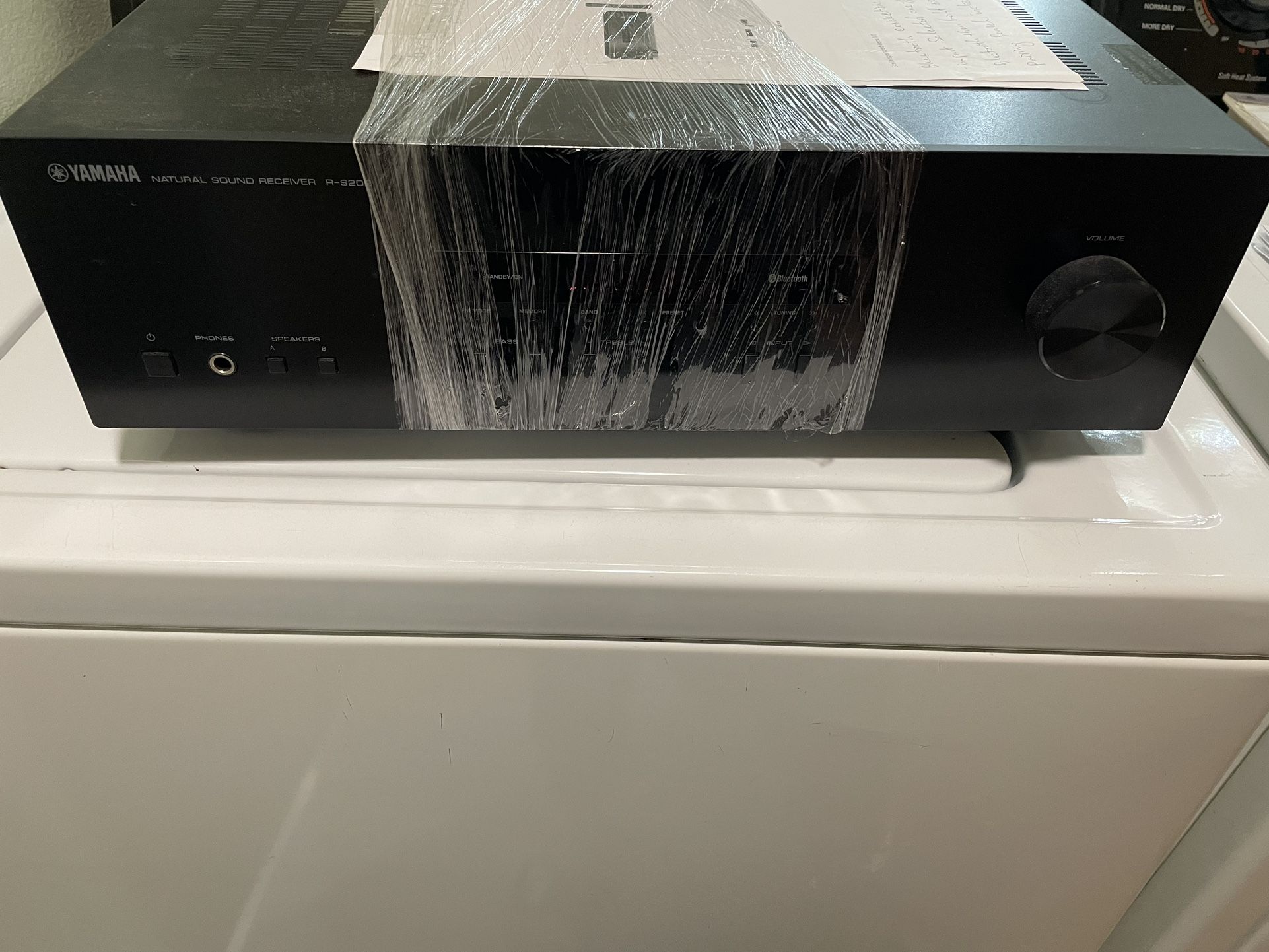 Yamaha R-S202 Used Stereo Receiver w/ Bluetooth