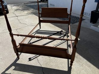 Queen Size four-poster bed frame