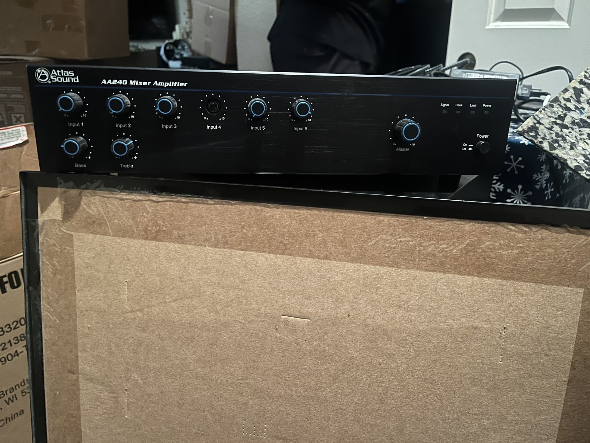 AA240 Mixer Amplifier (Atlas Sound)
