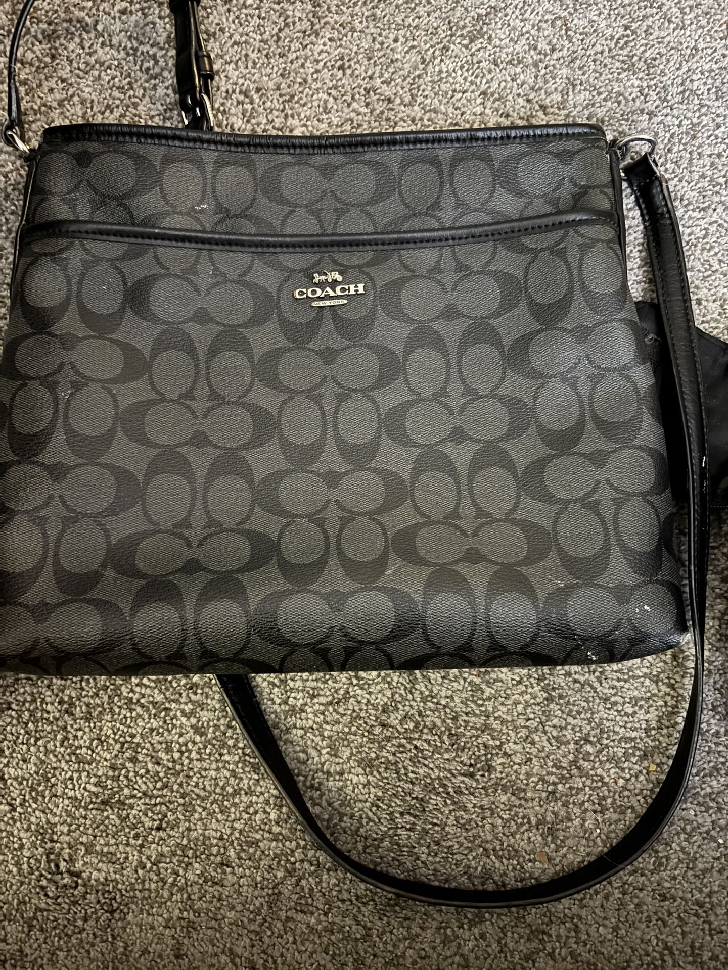 Older Coach Crossbody Purse