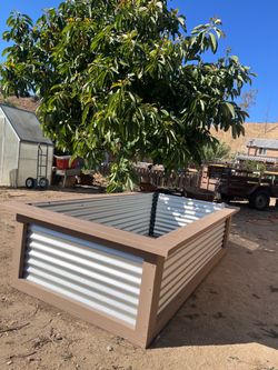 Garden box.