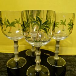 Acrylic Wine Glasses U-Shape with Bamboo Stem 16oz Set of 4