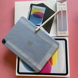 Apple iPad 10th Generation (2022 model /new Open Box ) 256gb with Pencil, keyboard & Case 