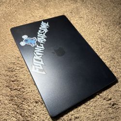 Macbook Air M2 Chip 15”