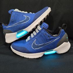 Nike Adapt Earl 