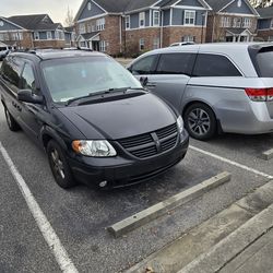 2005 Dodge Grand Caravan