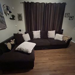 Sectional Couch And Ottoman 