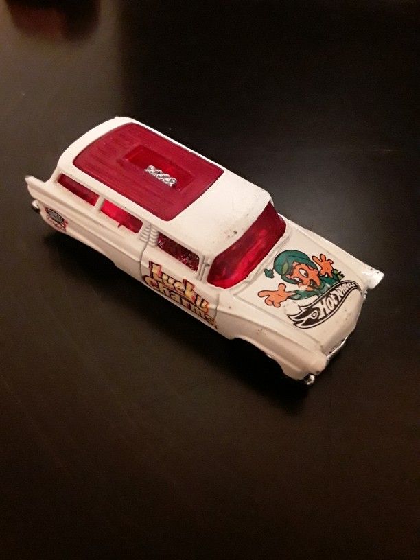 2002 Hot Wheels: 8 Crate Lucky Charms Cereal Wheels Crunchers