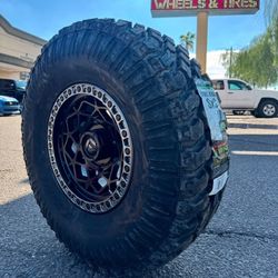 15x8 Fuel RZR & CAN AM Rines Y Llantas 32x10.00x15 Atturo XT SXS