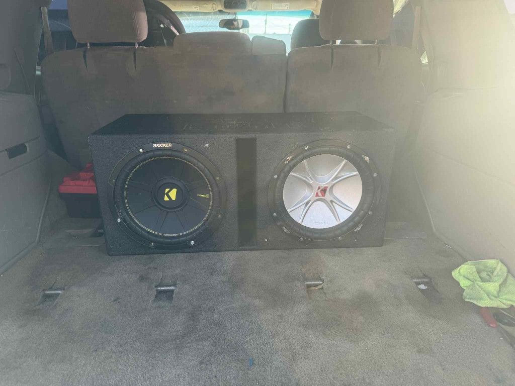 Two 12 Inch Kickers With Box