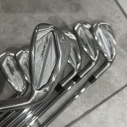 Mizuno JPX 923 Iron Set (Replicas)