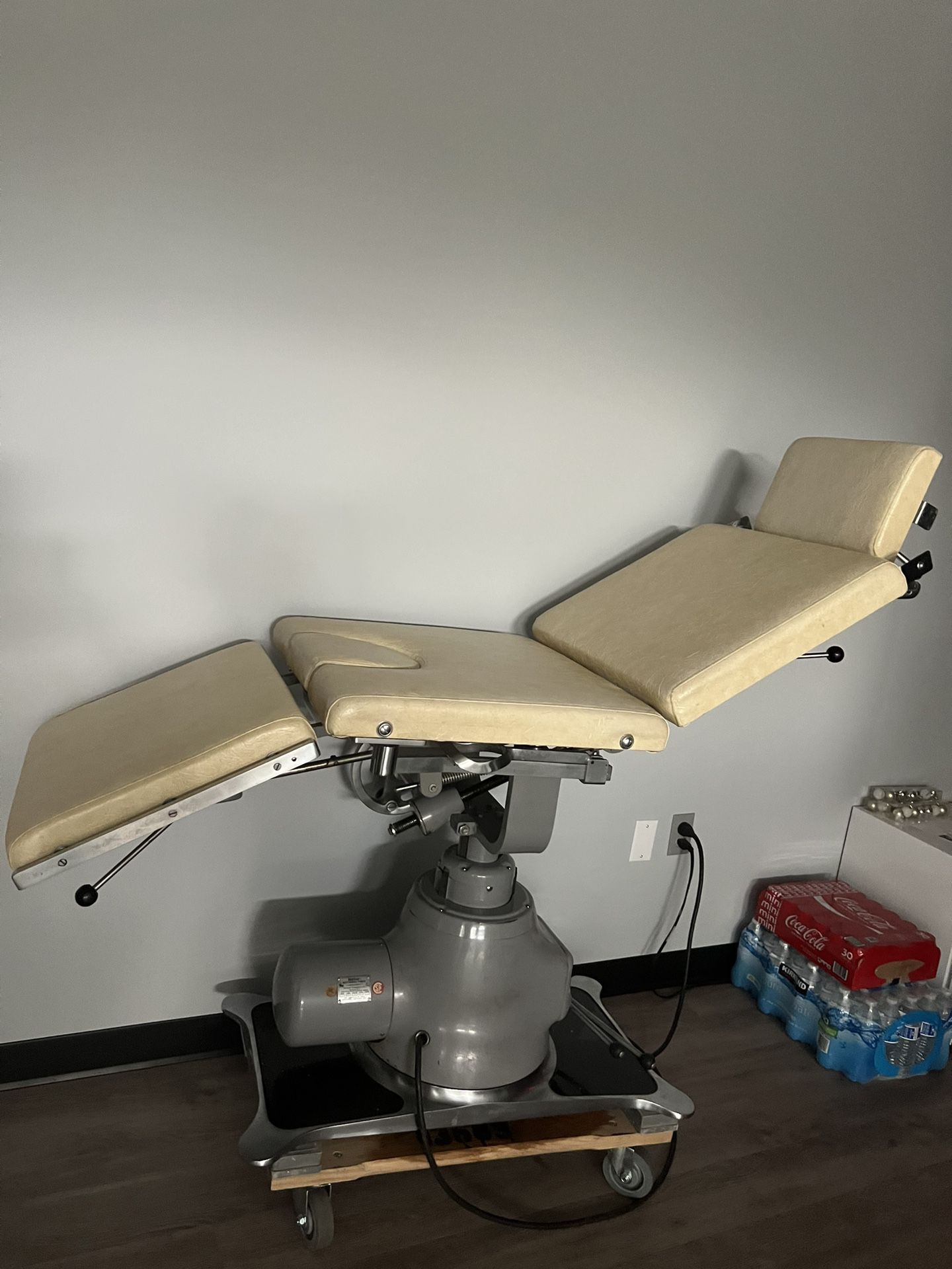 Medical Chair- PRICE IS NEGOTIABLE 