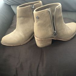 Girl toddler boots size 12