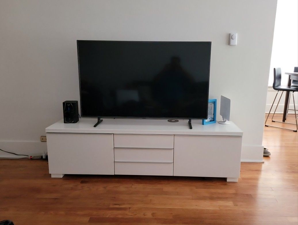 Samsung 65 Inch TV
