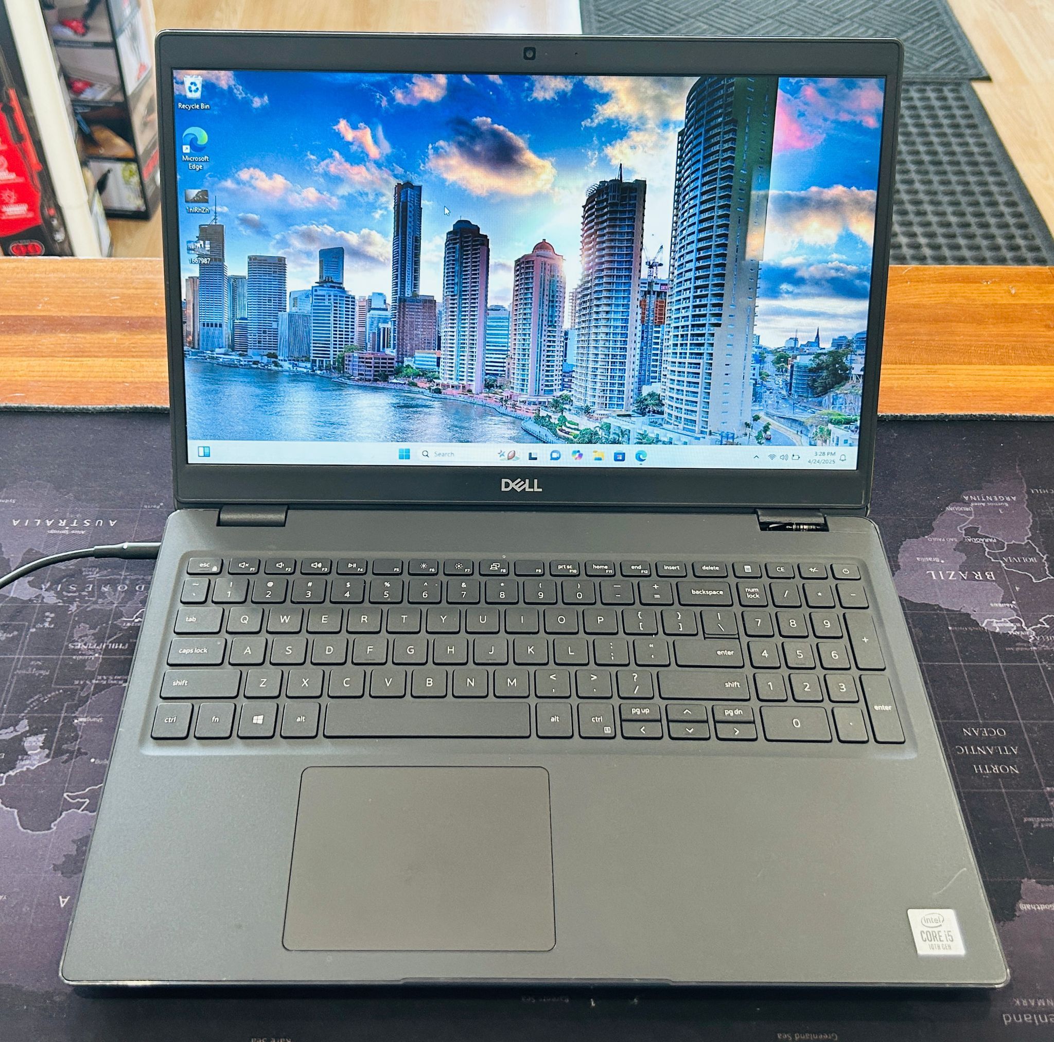 Dell Latitude 3510 i5-10210u 2.11Ghz 16GB 256GB Windows 11 Pro Read Description