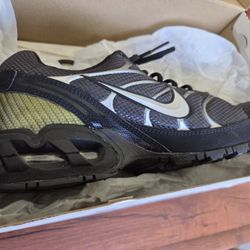 Nike Air Max Torch 4
Men's Shoes Rare Color Size 10 Brand New No Box