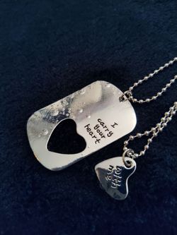 2 pcs Valentine Necklace Set