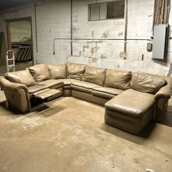 Sectional Couch 