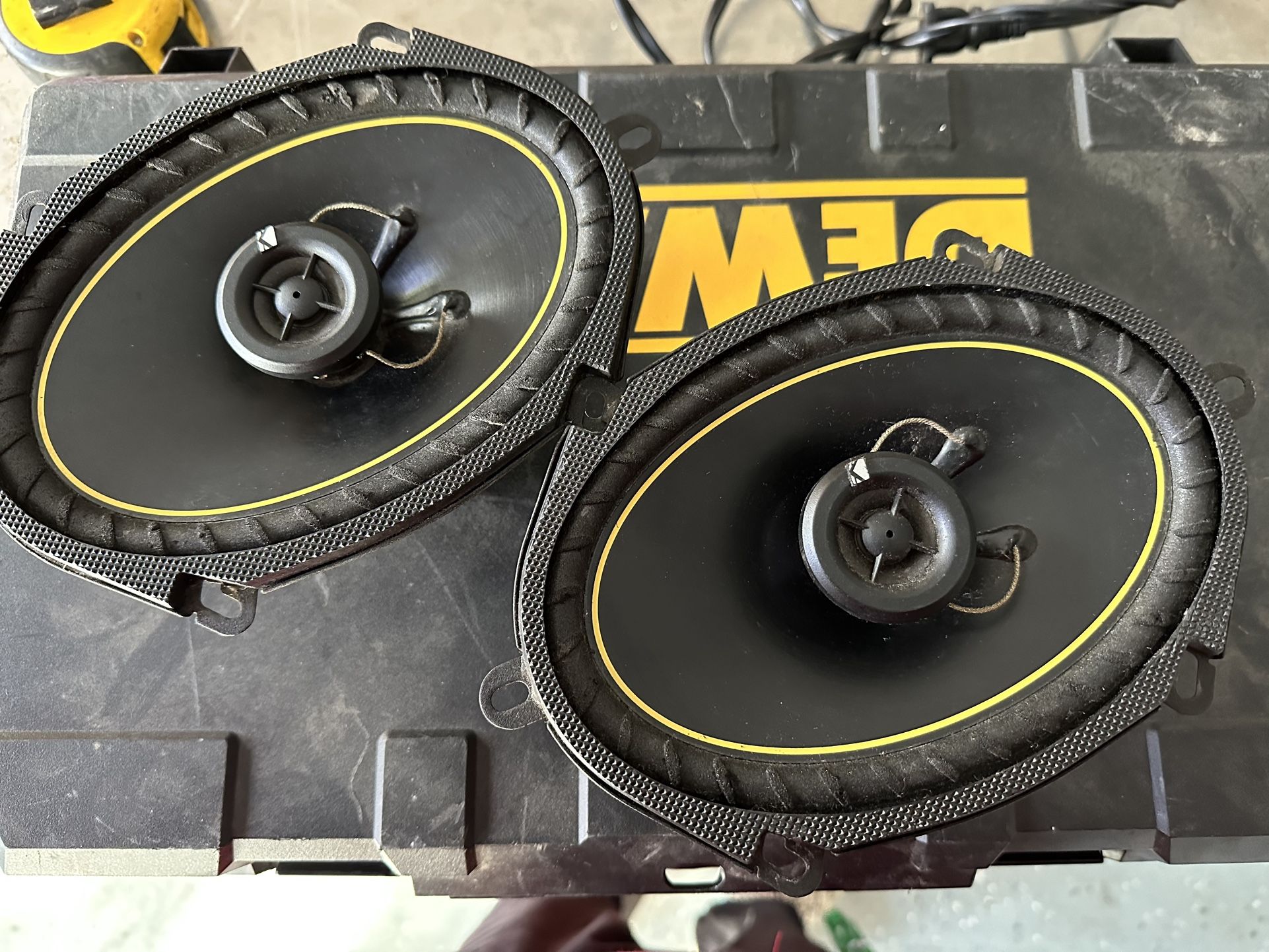 5x7s Kicker Speakers