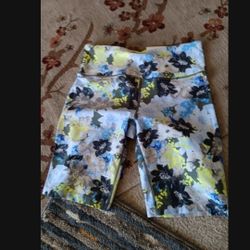 Ladies Calvin Klein Bike Shorts. Medium 