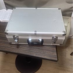 Aluminum Alloy Frame Suitcase 