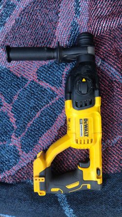 Dewalt Hammer