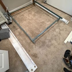 Adjustable Bed Frame (full/queen)