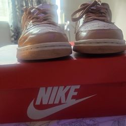 Low Nike DUNK Rose