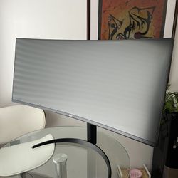 LG 34" UltraWide Curved Monitor HD