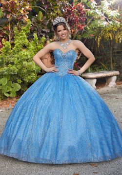 Quinceñera dress