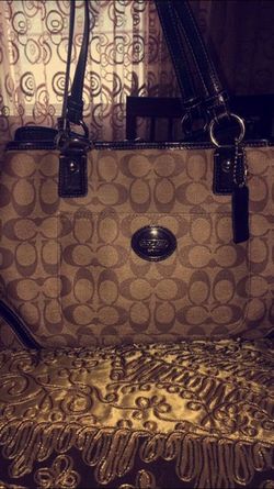 Authentic coach purse