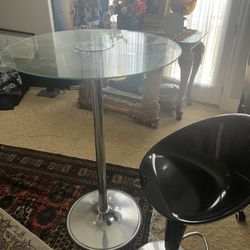 Glass Bar Table + 1 Stool