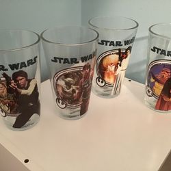 4 Star Wars Glasses Priced As Set