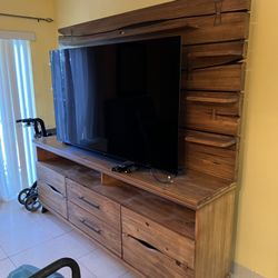 Wall Unit
