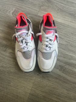 Air Huarache size 9.5