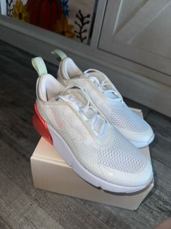 Nike girl shoes size 2