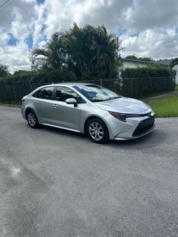 TOYOTA COROLLA 2023