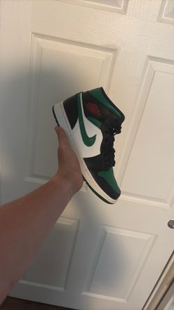 Air Jordan 1 Mid Pine Green size 8