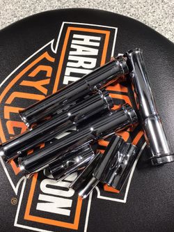 LOOK!!! Harley Chrome Pushrod Covers