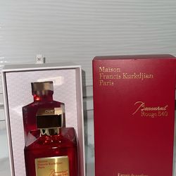 Maison rouge 540