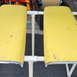 MOPAR DUEL SCOOPS FOR 1968 TO 70 B- BODY WILL FIT OTHERS OEM PARTS WITH 383 EMBLEMS AND FRONT METAL TRIM ORIGINAL EQUIPMENT NUMBERED PARTS 
