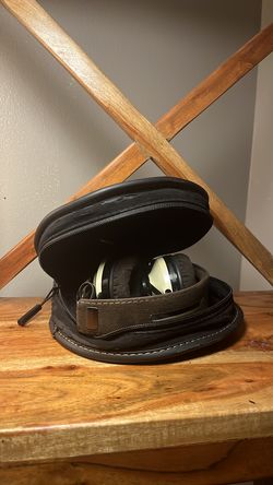 Sennheiser Momentum On- Ear Headphones (1st generation)