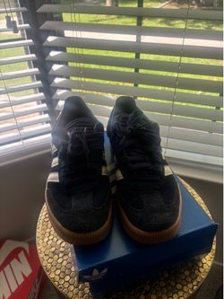 Navy blue and brown gum bottom Samba size 11