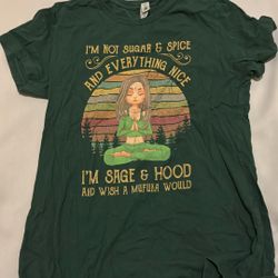 Women’s Size Small Tee Shirt 