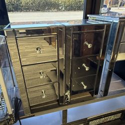 3 Drawer Mirrored Nightstand Set of 2（Sw701)