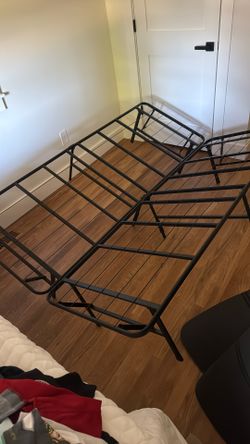 Brand New Full Mattress Base - Never Used