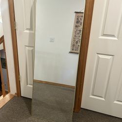 Gold curve mirror 